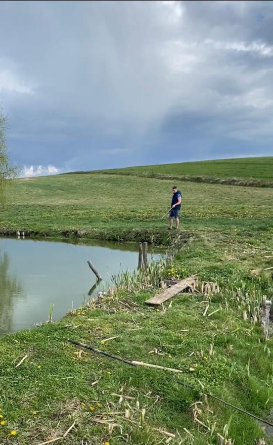Agroturystyka Nad Jeziorem Silickim Ilinscy Silice Kültér fotó